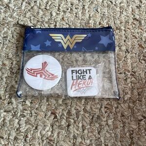 Wonder Woman pouch and pins